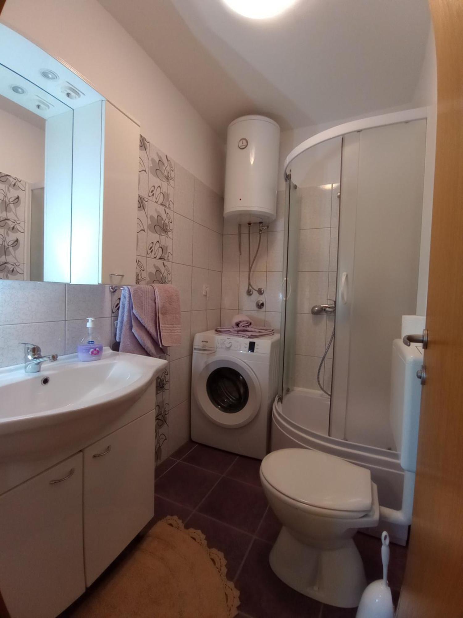 Apartman Kristina Vrbnik Eksteriør billede
